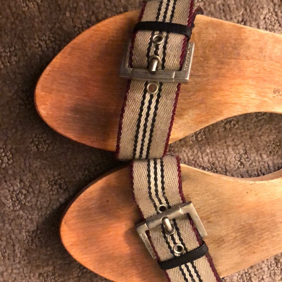 Burberry sandals size 36 - Picture 5 of 5